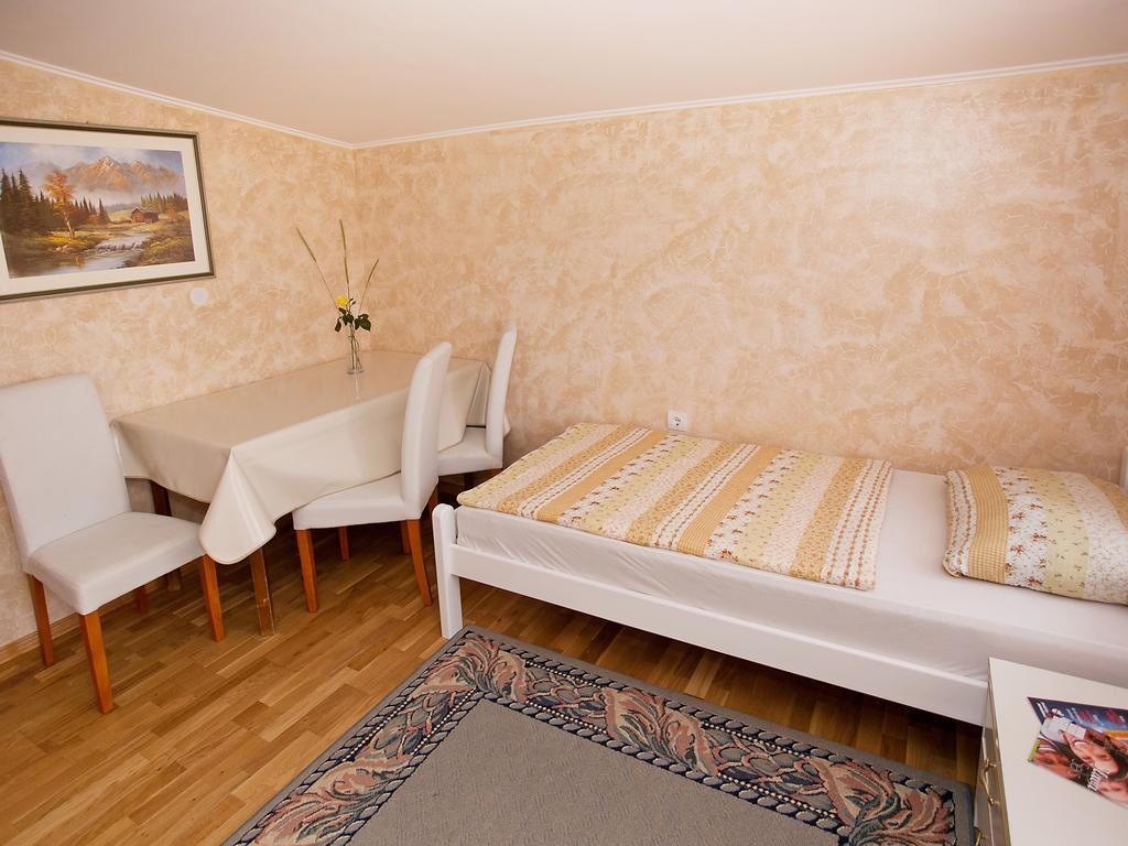 Apartment Zadar Diklo Borik Vir Номер фото